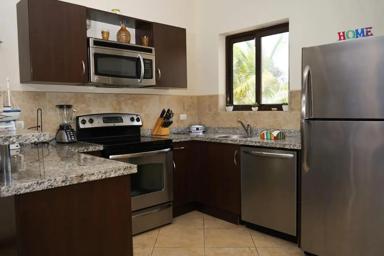 Nice House With Private Pool In Gold Coast Palm Beach 0*,
