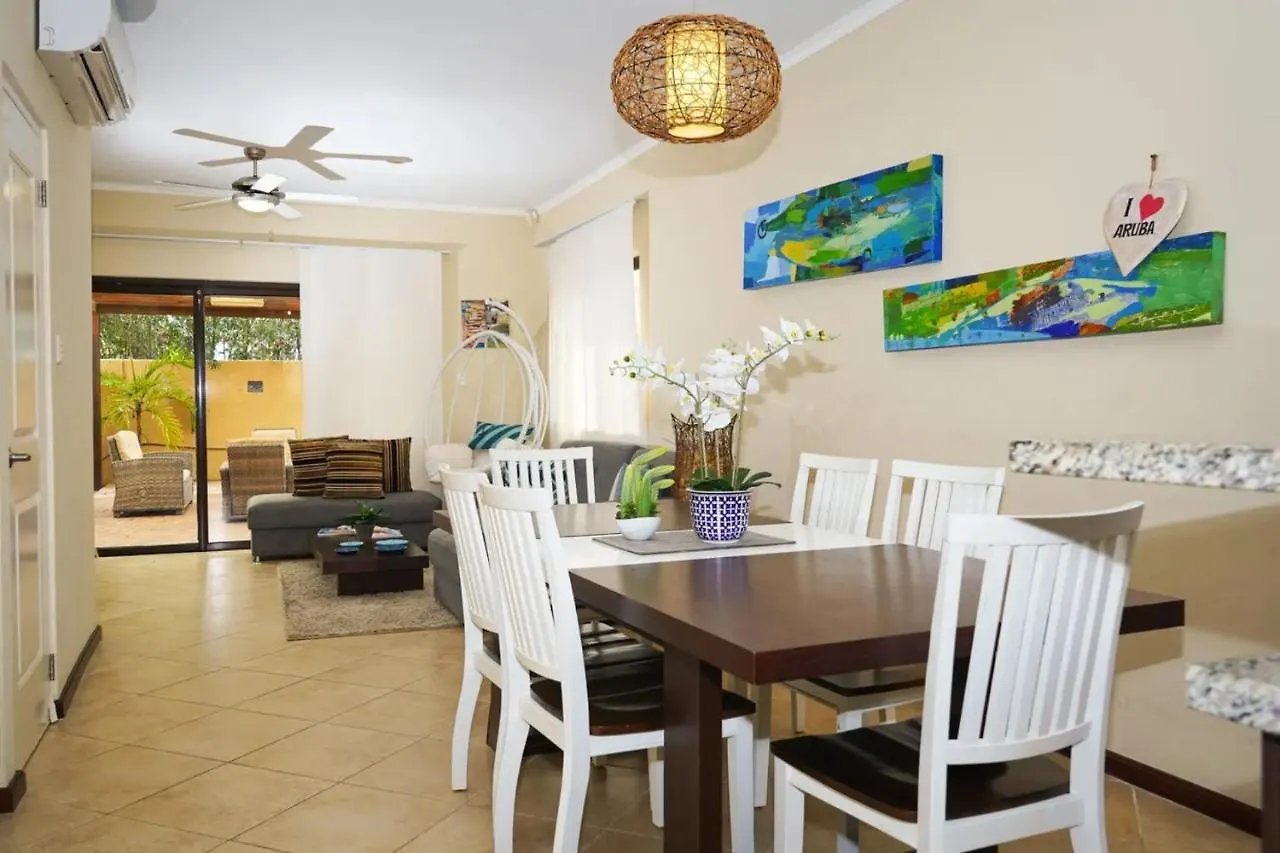 Nice House With Private Pool In Gold Coast Palm Beach Prázdninový dům