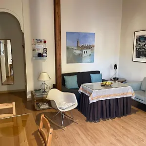 Vivienda San Agustín , Sevilla España